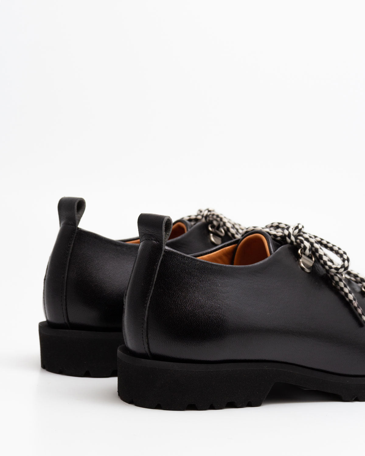 Naguisa Umbria Trainer Black