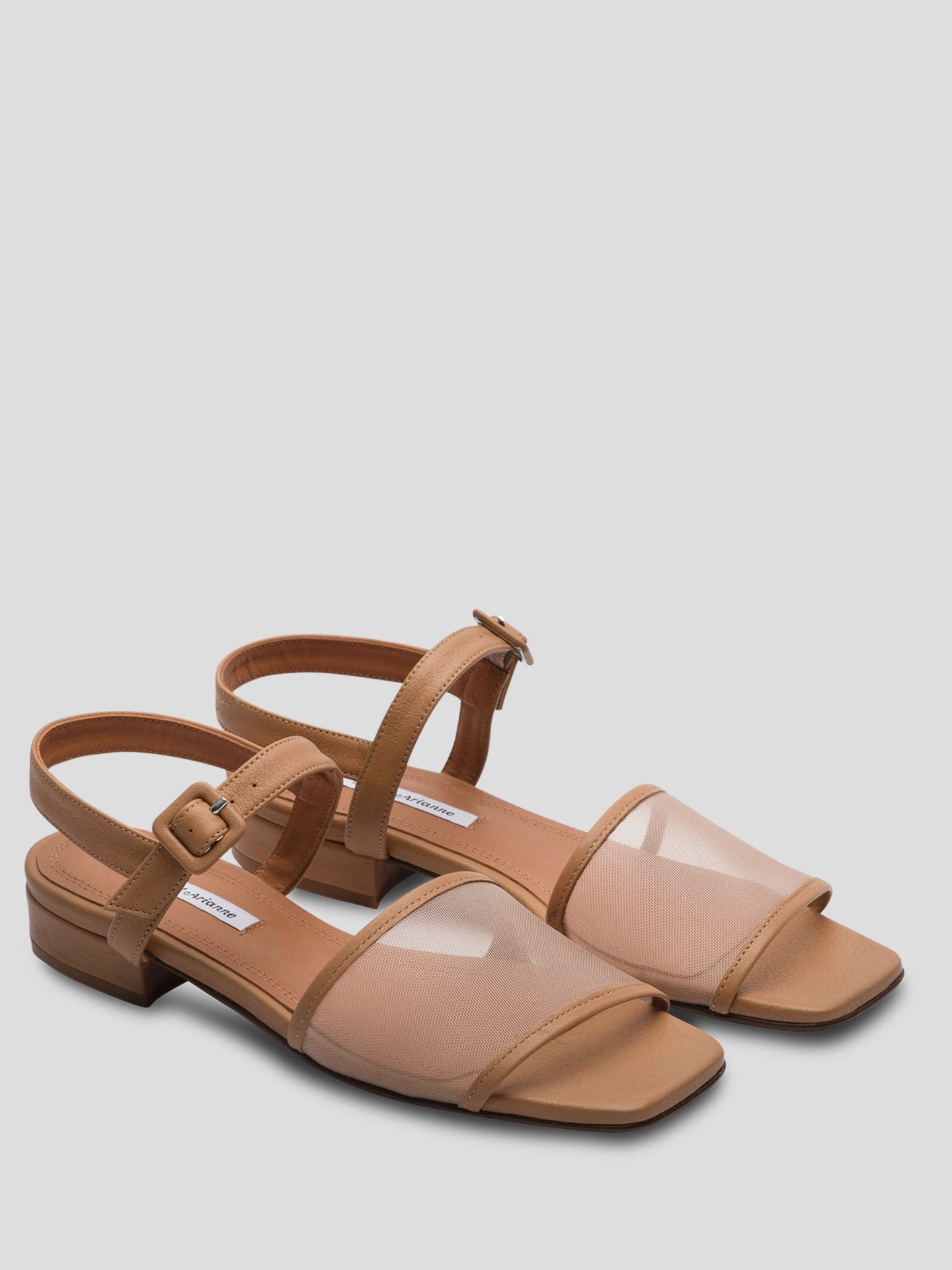 About Arianne Marini Mesh Deserto