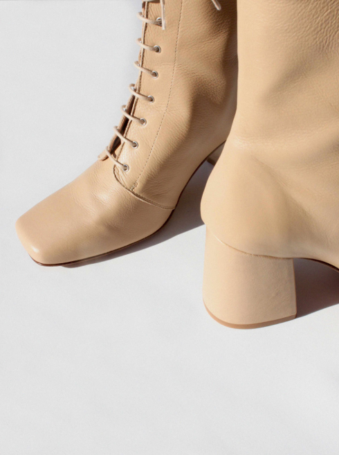 About Arianne Stevie Toast